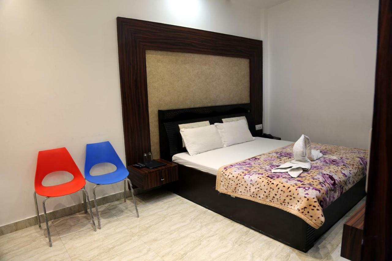 Shree Anand Dham Hotel Vrindávan Kültér fotó